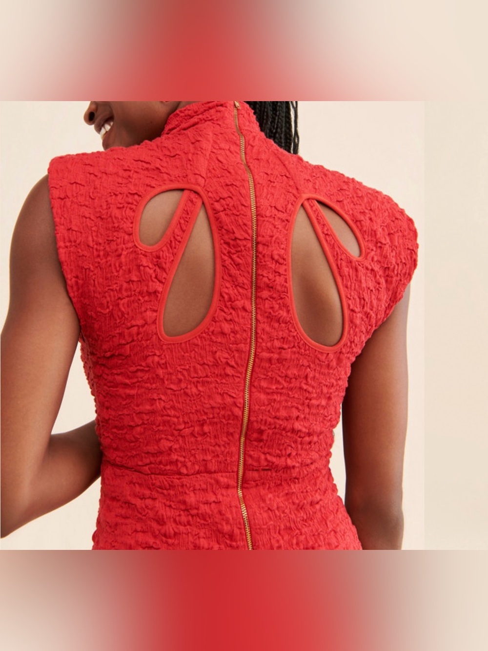 Red Textured Sleeveless Midi Dress - Picture 2 of 11